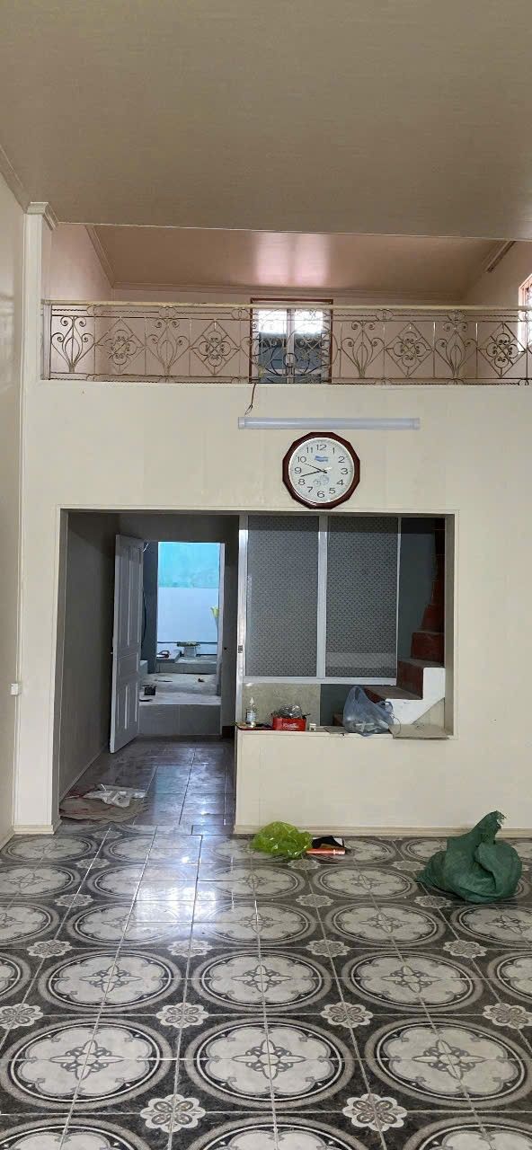 Nhà Mặt Tiền Hàm Nghi 90m² - Kinh Doanh/Ở Thoải Mái - Giá 3.5 Triệu/Tháng