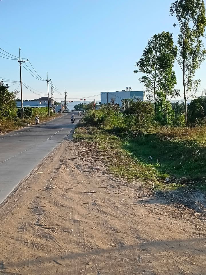 Bán đất mặt tiền Lê Lợi, An Khê 1350m² - Vị trí vàng kinh doanh