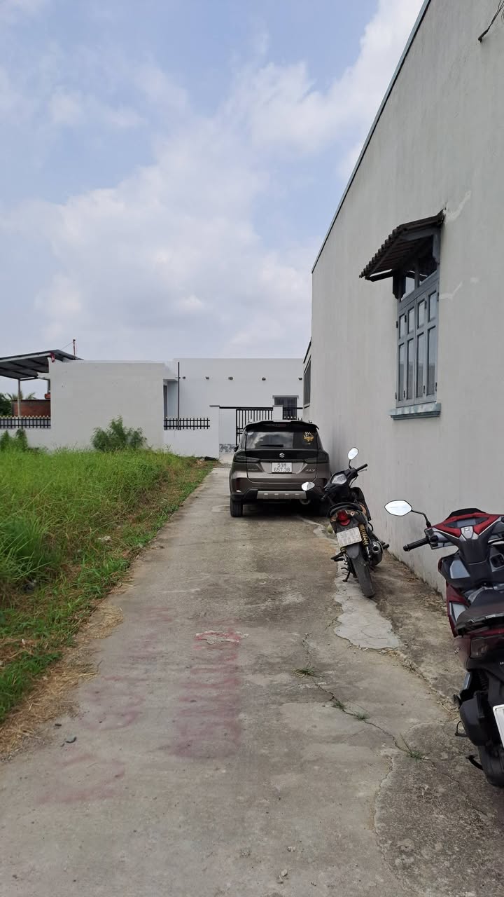 Đất nền Xã Mỹ Lộc Cần Giuộc 500m² giá 1.75 tỷ - Sổ đỏ chính chủ