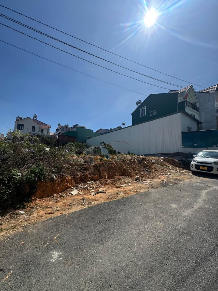 Đất Nền Đà Lạt 308.6m² Trạng Trình - Sổ Đỏ Chính Chủ, View Hồ Xuân Hương