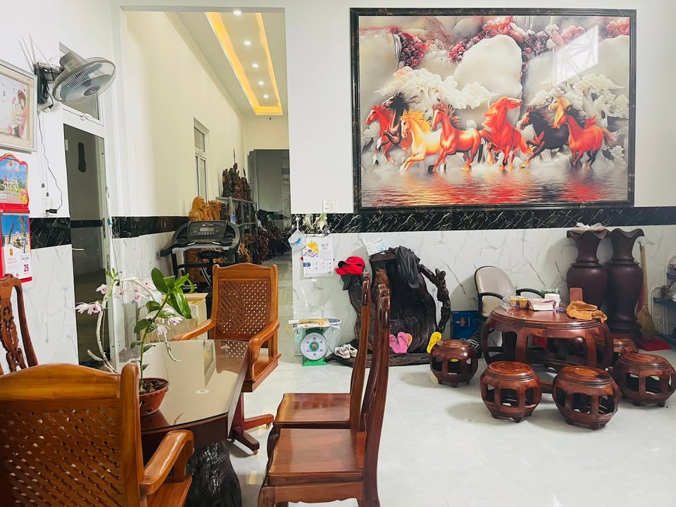 Nhà Mặt Tiền Quốc Lộ 20 Đức Trọng 660m² - Mặt Tiền Kinh Doanh Vô Đối!