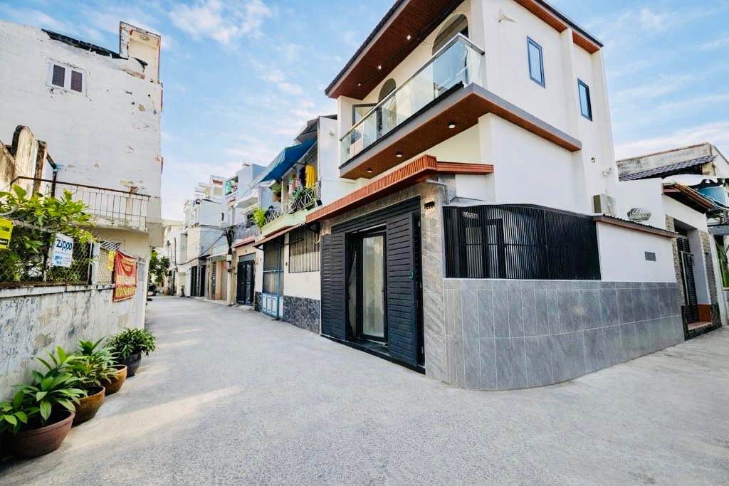 Nhà riêng Phan Văn Trị Bình Thạnh 32m² - Ô tô vào tận nhà, chỉ 6.85 tỷ!