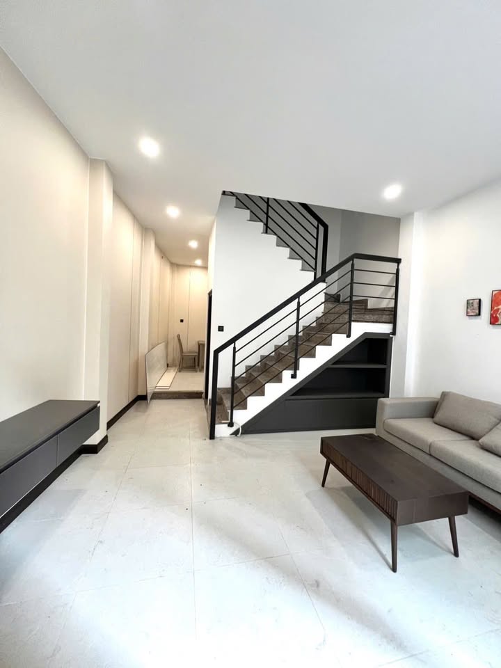 Bán nhà Nguyễn Thái Sơn Gò Vấp 40m² - Ô tô đỗ cửa, sổ nở hậu!