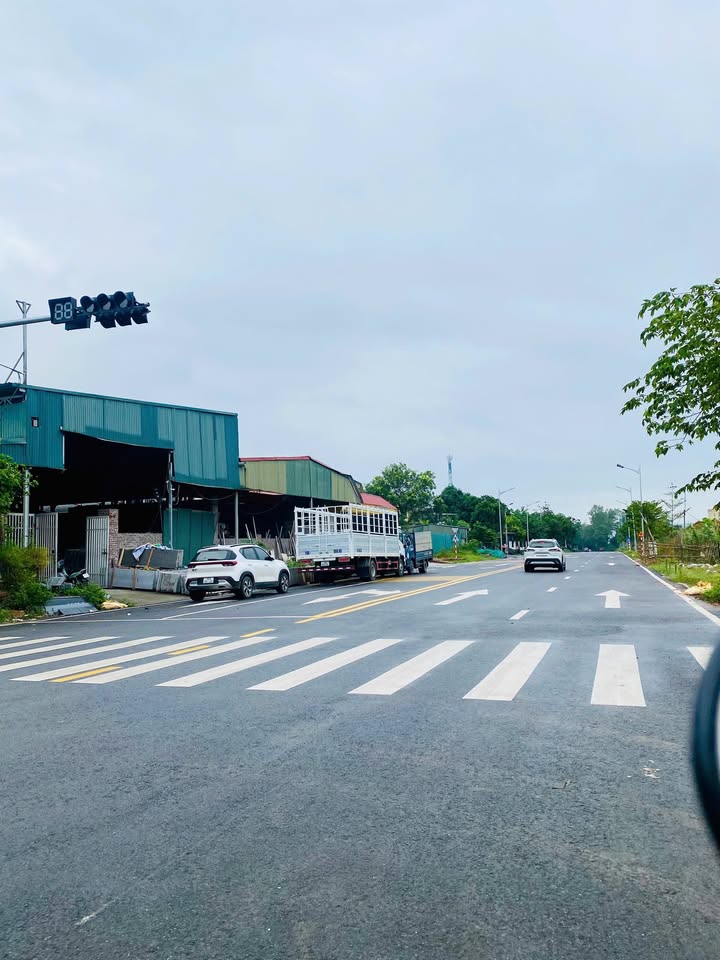 Đất nền Vĩnh Yên 165m² - Đường to ô tô, kinh doanh sầm uất!