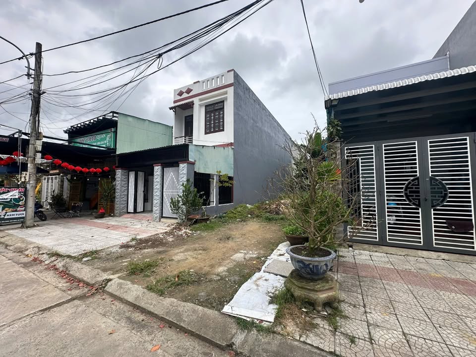 Nhà 2 Tầng 100m² Hòa Xuân, Cẩm Lệ - Giá 4.6 Tỷ, Đường 5m5