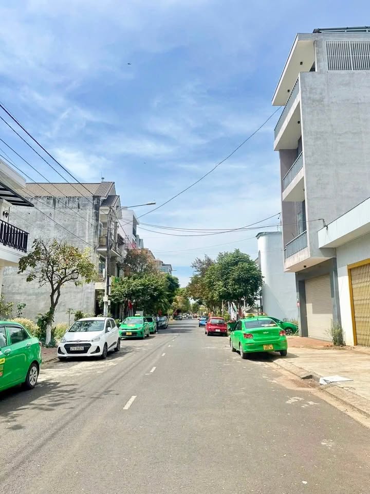 Đất nền đôi Nguyễn Thượng Hiền, Buôn Ma Thuột - 204m² giá 22 tỷ