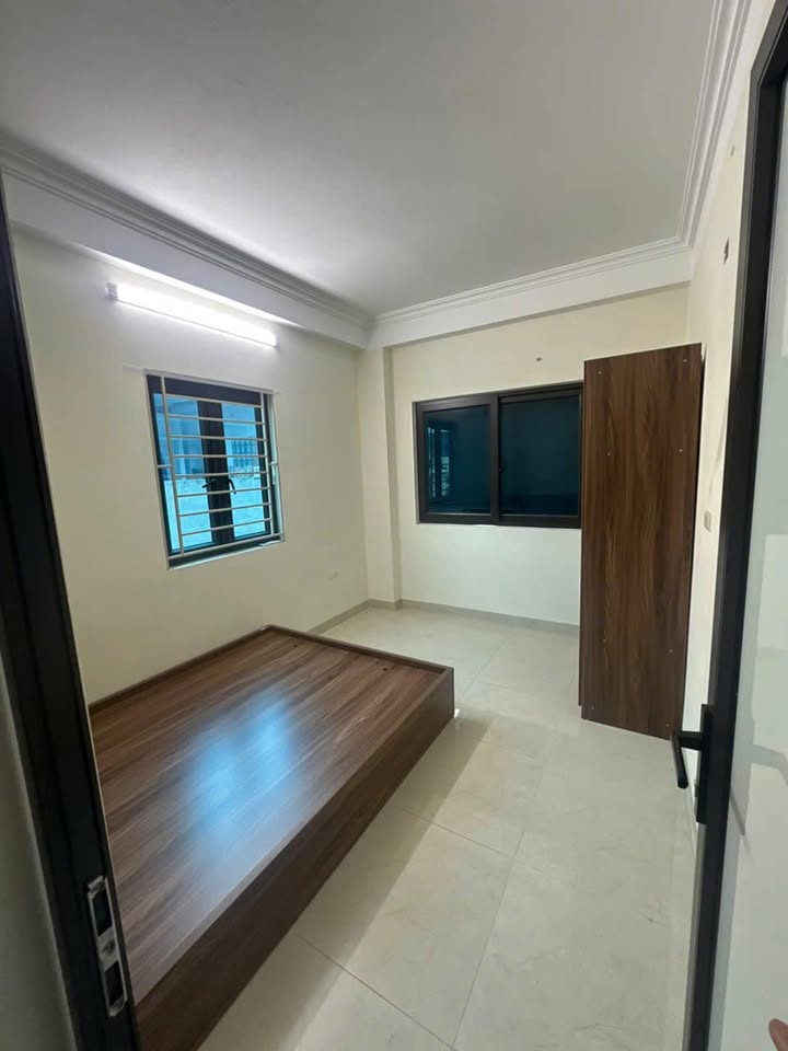 Thuê phòng 2N1K Lê Quang Đạo 5.8 triệu - Ô tô đỗ cửa, ở ngay!