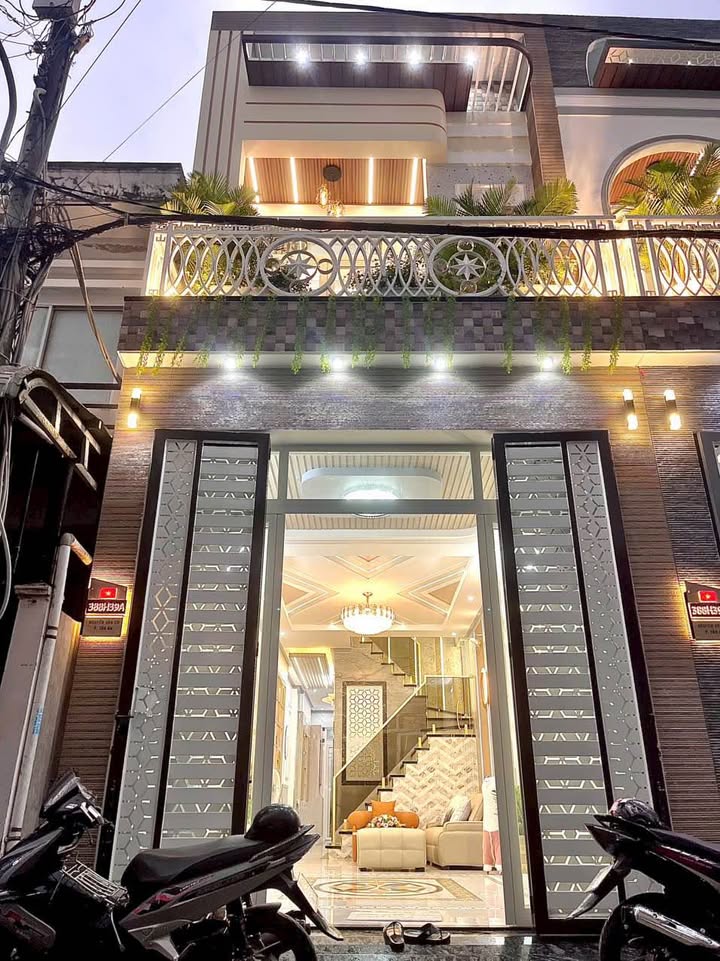 Nhà Trệt Lầu 164m² Hẻm Nguyễn Văn Cừ, Ninh Kiều - Tặng Nội Thất, Giá 4.45 Tỷ