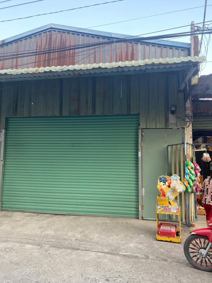 Bán kho xưởng Thuận An 286m² giá 5 tỷ - Container vào tận nơi!