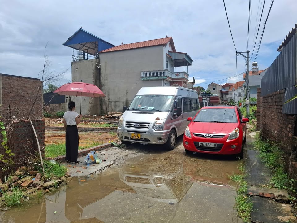 Đất nền Sóc Sơn 100m² - Sổ đỏ chính chủ, đường ô tô tránh!