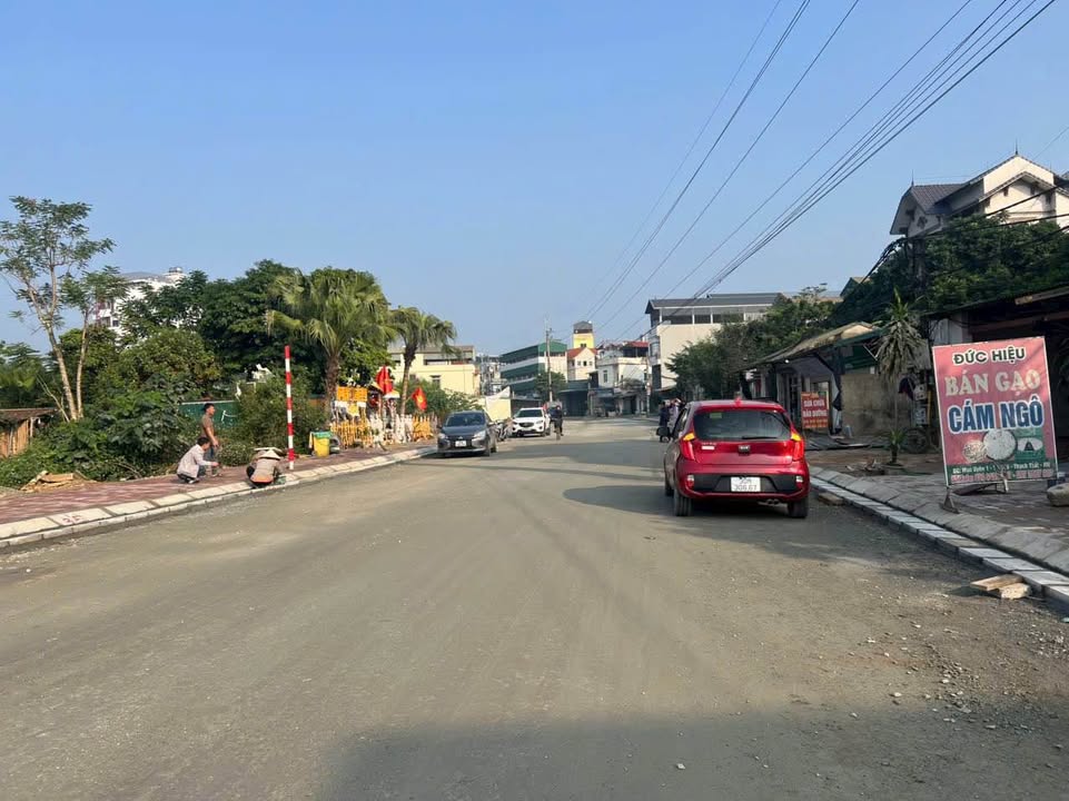 Nhà 125m² Tân Xã, Thạch Thất - Kinh Doanh Sầm Uất, Sẵn Ở Ngay