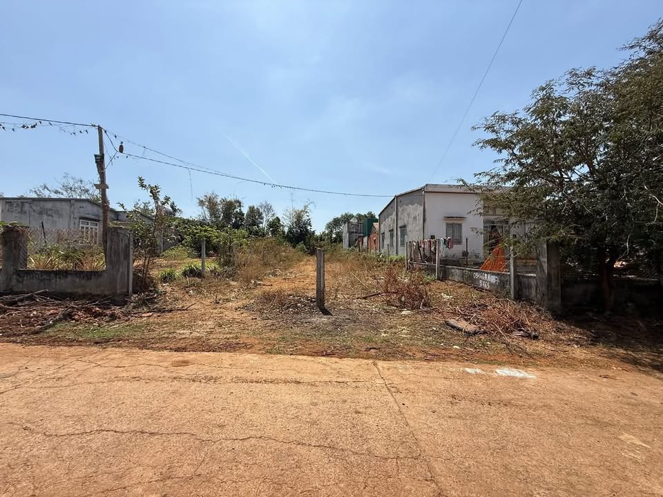 Bán Gấp 2 Lô Đất Mặt Tiền A4, Buôn Ma Thuột - 630m², 1.79 Tỷ/Lô