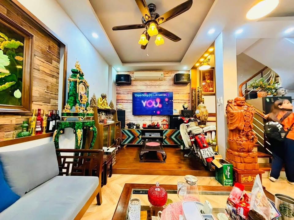 Nhà riêng Phố Đông Tác, Đống Đa 45m² - 13.6 tỷ - Chính chủ bán!