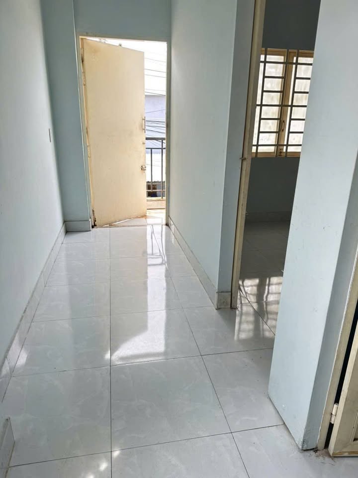 Cho thuê nhà 2PN, 35m² lầu trệt, P. Tân Đông Hiệp, Dĩ An - Giá 3.5 triệu/tháng