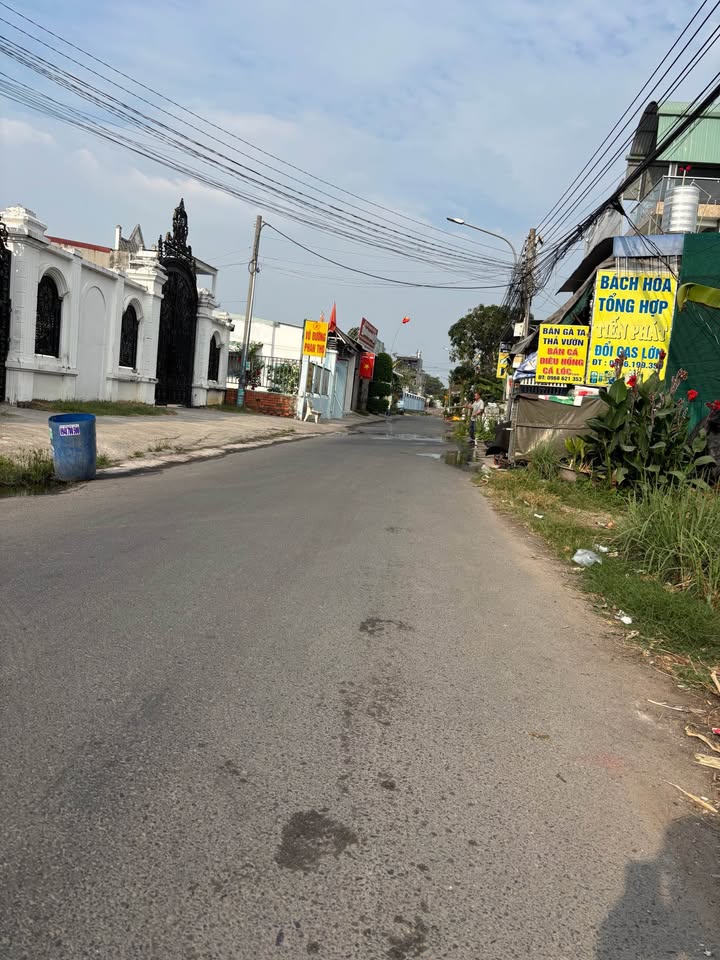 Bán Đất Mặt Tiền QL13 - Bến Cát 130m² - Kinh Doanh Đa Ngành - 2.2 Tỷ