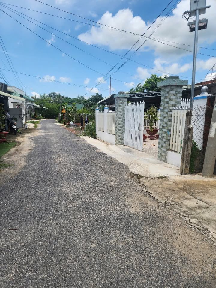 Bán Nhà Riêng Trí Bình Châu Thành 360m² 1.5 Tỷ - Sẵn Sàng Ở Ngay!