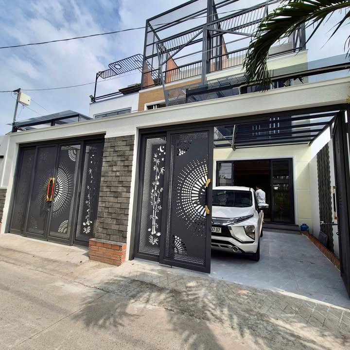 Nhà Phố Trung An, Tiền Giang - 112m² Giá 4.3 Tỷ, View 2 Cầu