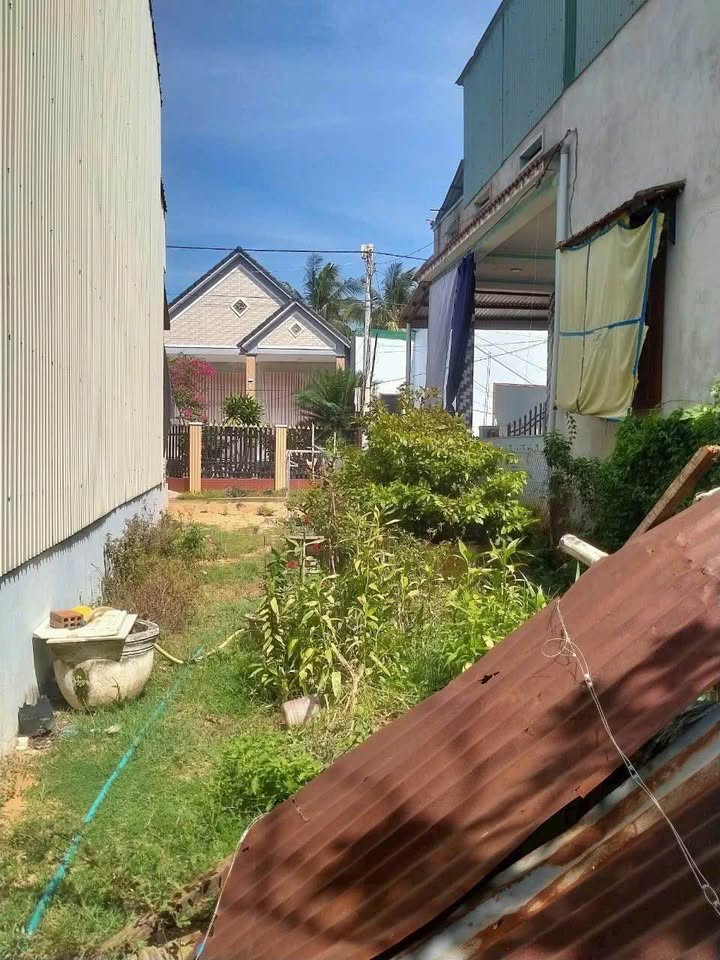 Đất nền Hoài Hương 105m² giá 5xx triệu - Sổ đỏ chính chủ