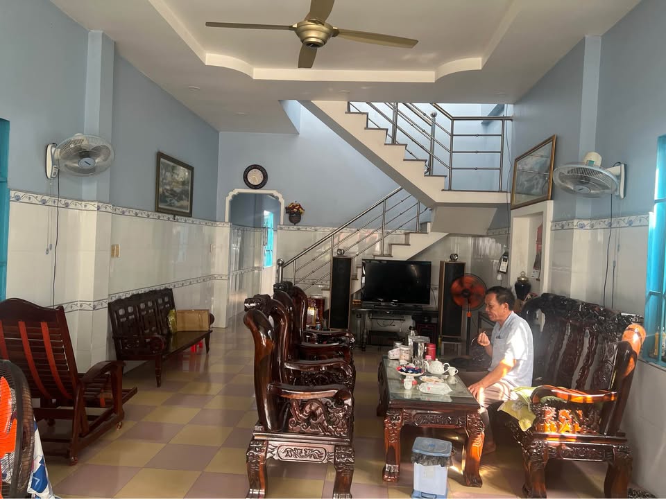 Bán Gấp Nhà 293m² Mặt Tiền Đường 490 Củ Chi - Giá Tốt 3.3 Tỷ