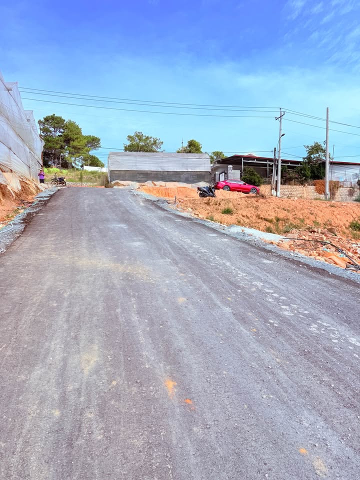 Đất Nền Trịnh Hoài Đức Đà Lạt 200m² - Vị Trí Đẹp, Giá 8 Tỷ