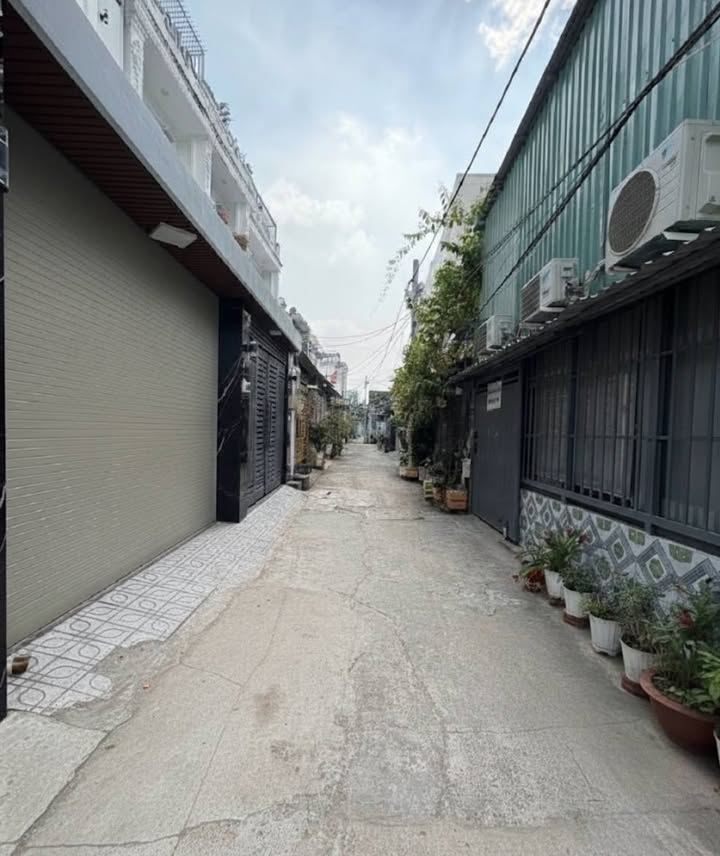 Đất thổ cư Nhà Bè 268m² - Hẻm ô tô 12m - Sổ hồng riêng