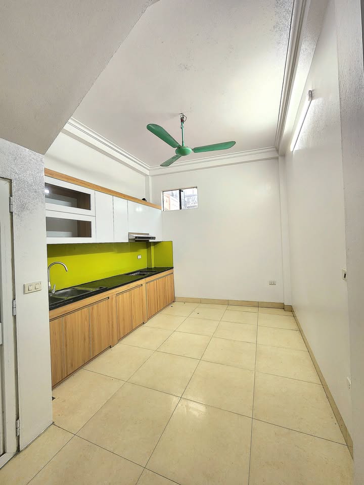 Nhà riêng 33m² Yên Nghĩa, Hà Đông 6 tỷ - Vị trí đẹp, sẵn sàng ở ngay!