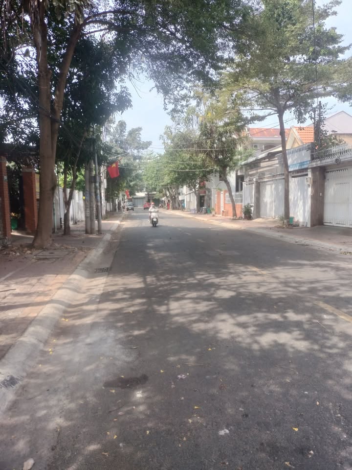 Nhà Mặt Tiền Kinh Doanh Đường Kim Đồng, Vũng Tàu - 200m², 3PN, Giá 10 Triệu/Tháng