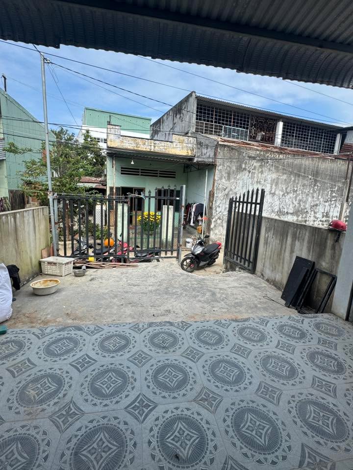 Nhà nguyên căn Hẻm Hùng Vương Quy Nhơn 3 triệu - Sẵn sàng ở ngay!