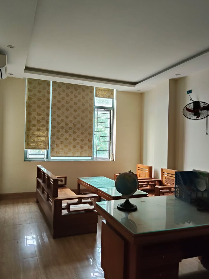 Nhà phố Vinh Tân 179m² mặt tiền 9.7m - Vị trí kinh doanh đắc địa!