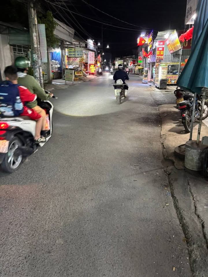 Nhà Mặt Tiền Cây Tràm, Trảng Bom - Kinh Doanh Đa Ngành Nghề 2.5 Tỷ