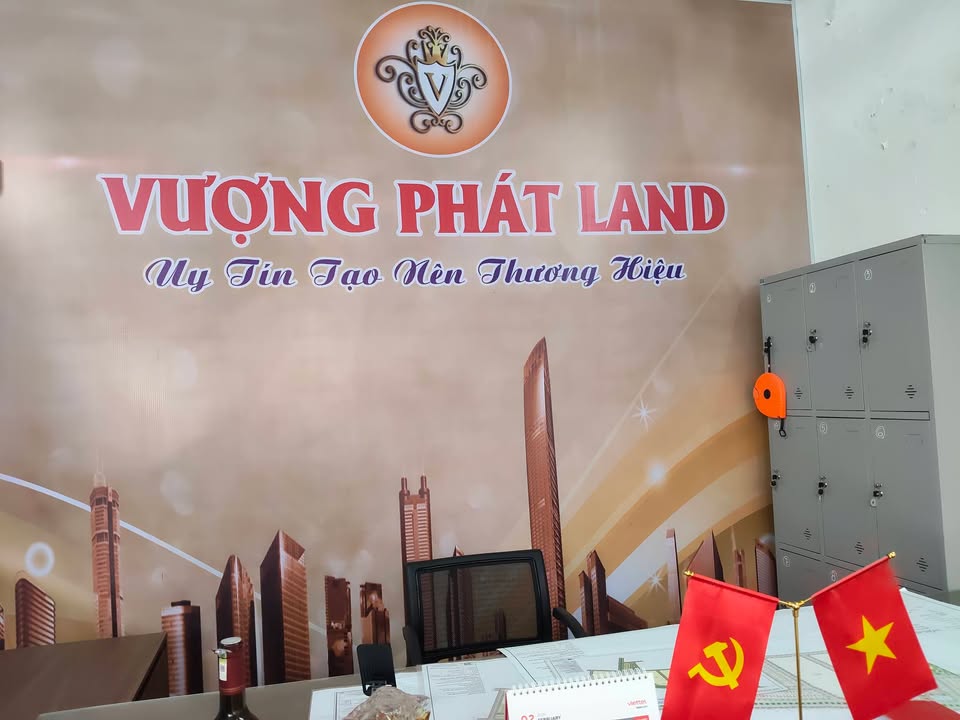 Bán đất tặng nhà Quảng Tiến Sầm Sơn 127m² giá 2.1 tỷ - Sổ hồng sẵn!