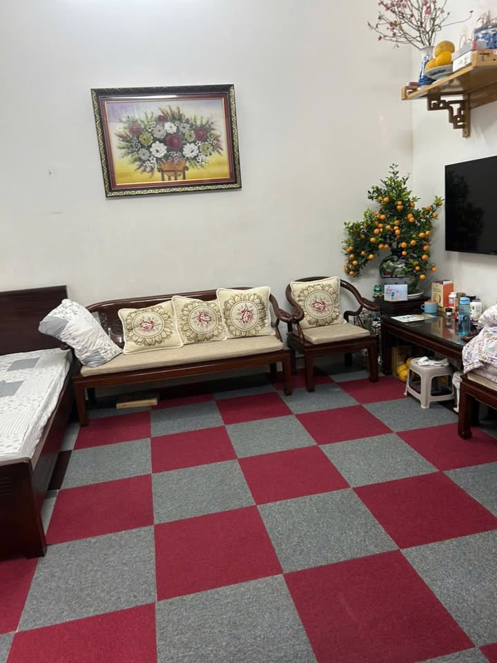 Nhà 32m² Tôn Đức Thắng, Đống Đa - Ngõ Ô Tô, Kinh Doanh Tốt, 3.75 Tỷ