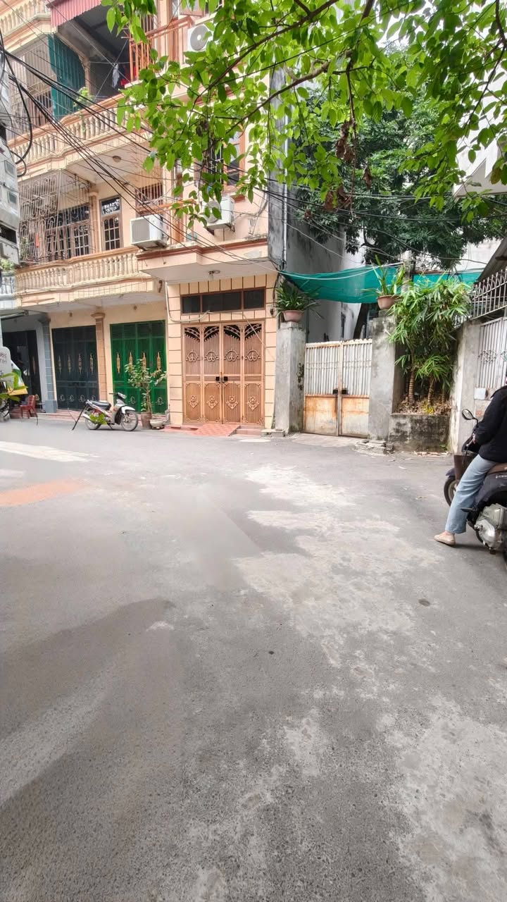 Nhà Phố Yên Phúc Hà Đông 164m² - Mặt tiền kinh doanh tốt!