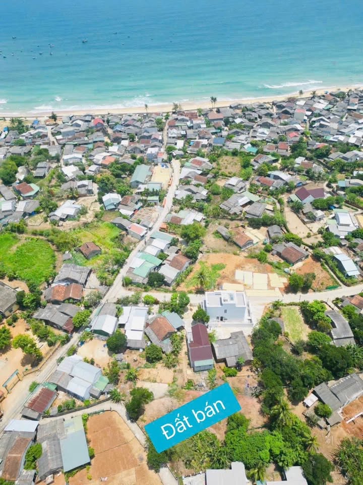 Đất Nền 111m² Sổ Đỏ Riêng Gần Biển An Cường, Quảng Ngãi - Giá Tốt