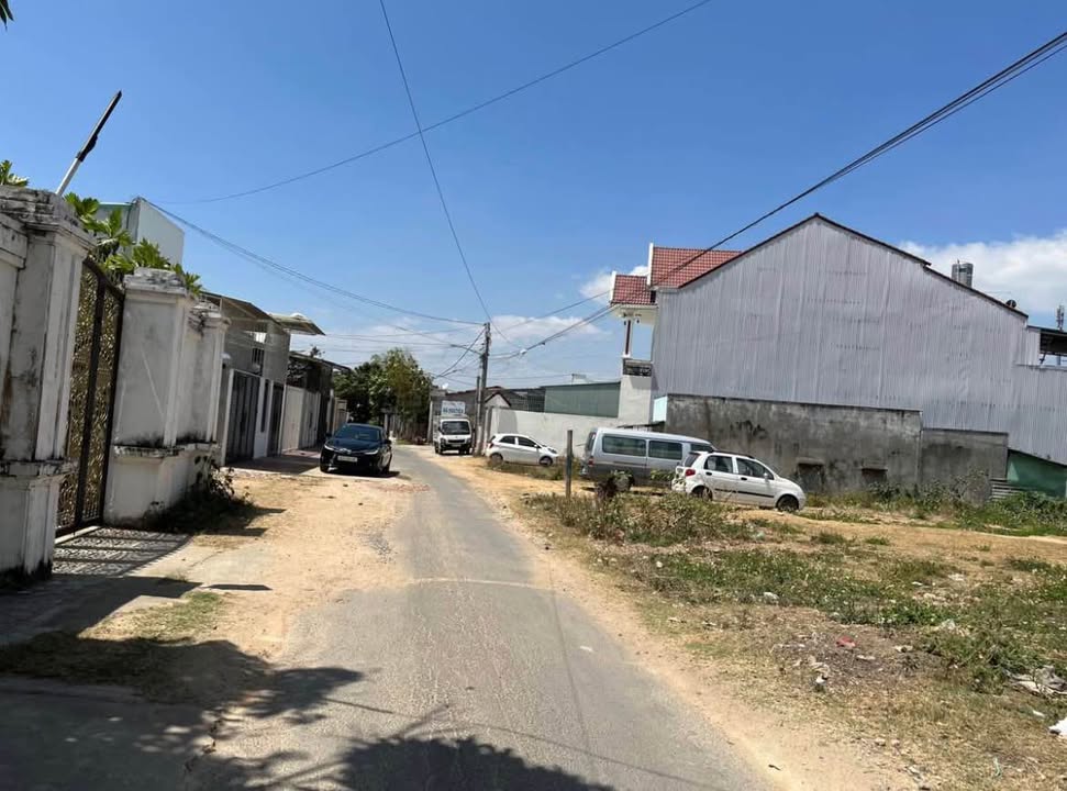 Đất nền Hẻm 70 Nguyễn Trãi, Kon Tum 356m² - Đất thổ cư 100%