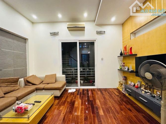 Bán nhà phố Bạch Mai 48m² giá 13.5 tỷ - Vị trí đắc địa kinh doanh tốt