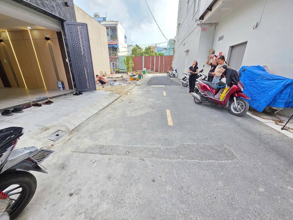 Nhà riêng Quận 12 71m² - Ô tô vào tận nhà, full nội thất!