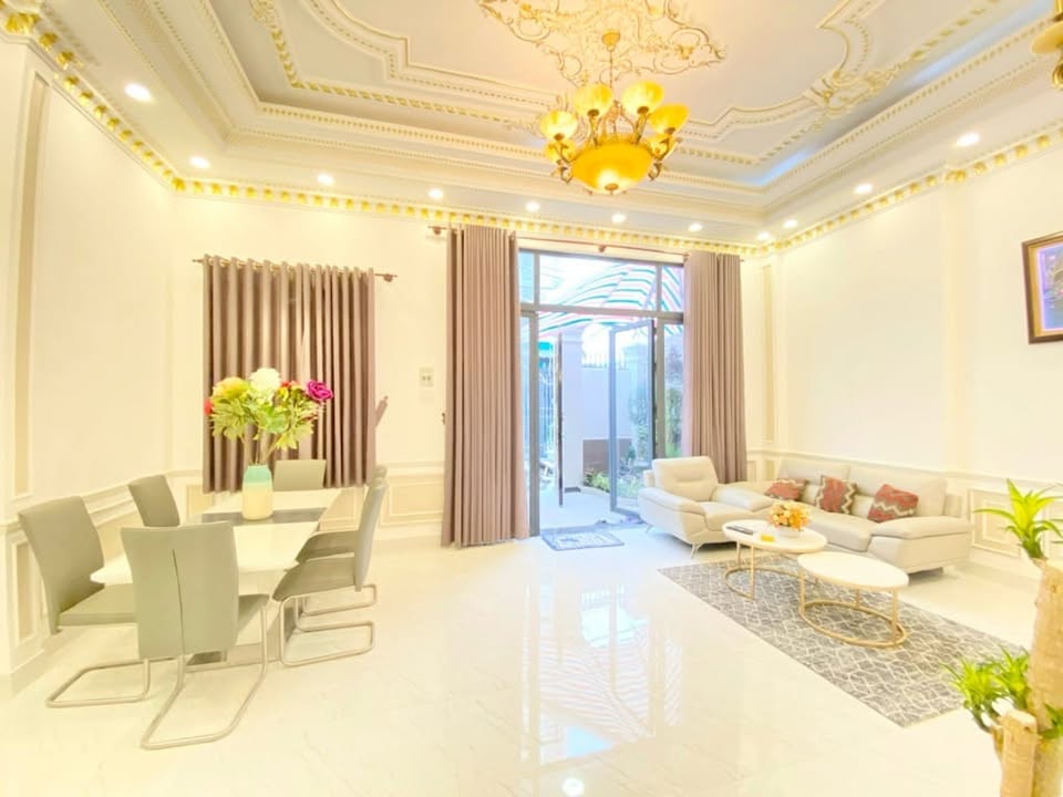 Villa Mini 102.6m² Ngang 7m - Full Nội Thất Cao Cấp - Giá 5 Tỷ Quận 7