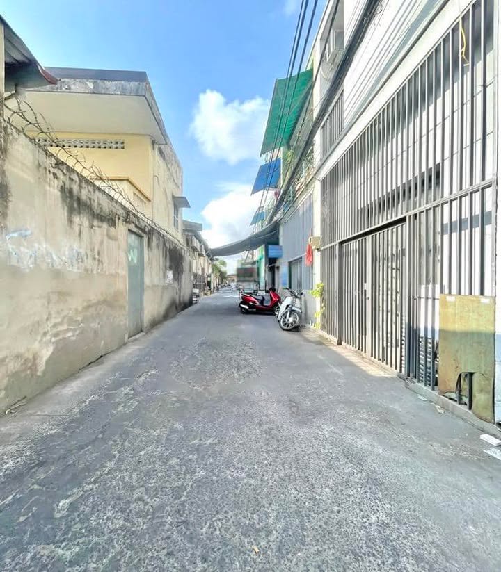 Nhà Hẻm Xe Hơi 80m² Q7 - 3PN, Sổ Hồng, Giá 6 Tỷ TL