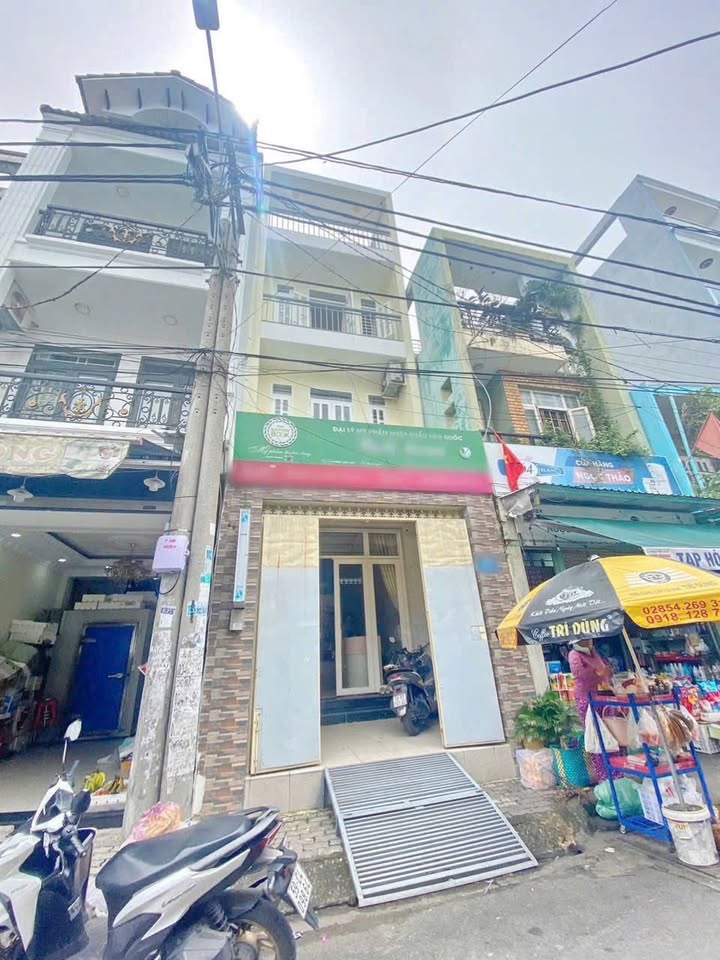 Nhà Phố Đường Lâm Văn Bền, Quận 7 12.5 tỷ - Mặt tiền kinh doanh đắc địa!