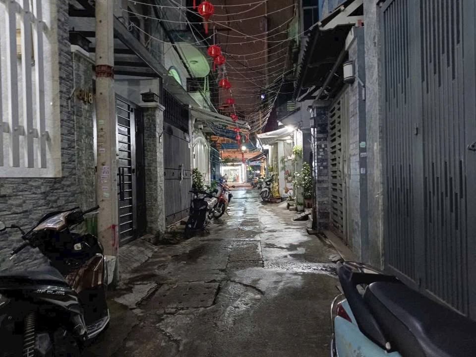 Nhà 5 Tầng Âu Dương Lân, Quận 8 - 46m² Sổ Hồng Riêng