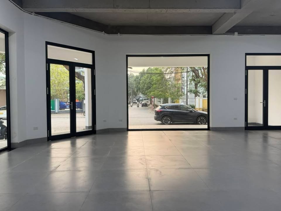 Biệt thự Lô góc 230m² Phúc Lợi - Sát Vinhomes Riverside, 2 mặt tiền