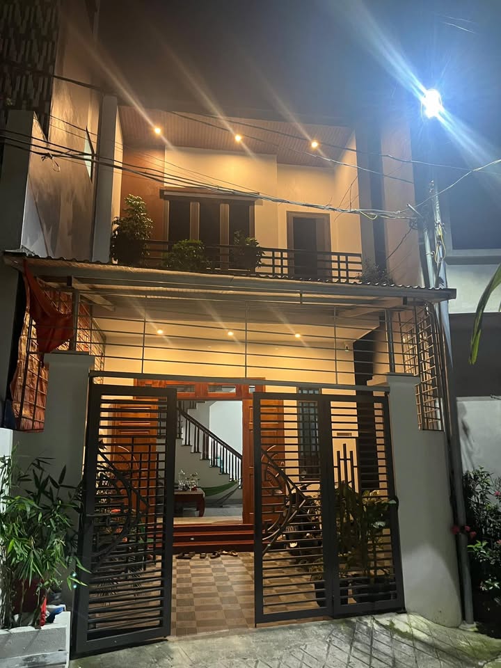 Nhà 2 Tầng 100m² Trưng Vương, Việt Trì - Sẵn Sàng Dọn Vào Ở Ngay!