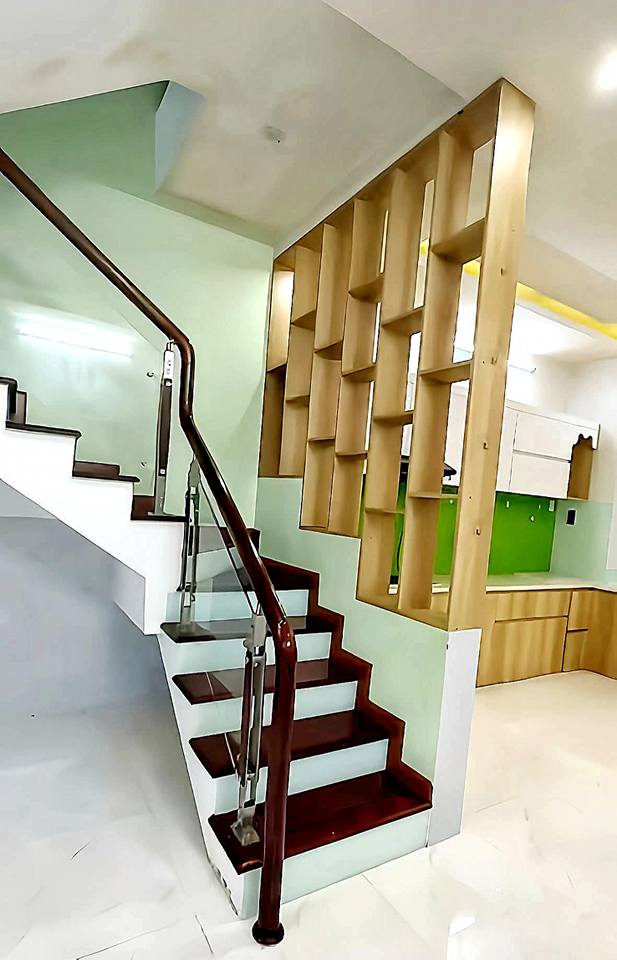 Nhà 2 Tầng Khu Tây Sông Hậu, Long Xuyên - Sổ Đỏ 2 Tỷ