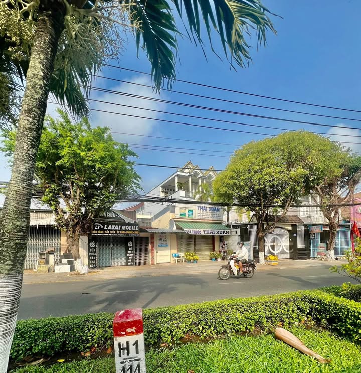 Nhà phố Long Xuyên 121m² đường Nguyễn Trung Trực - Dòng tiền ổn định!