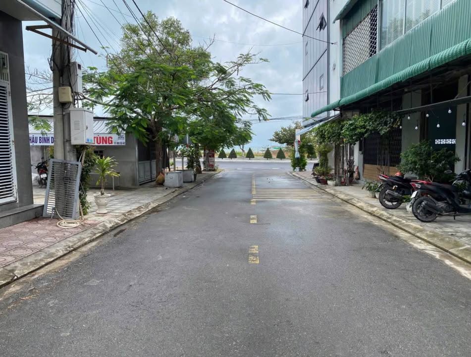 Đất nền Hòn Đỏ Nha Trang 50m² 5.8 tỷ - Sổ đỏ chính chủ vị trí vàng