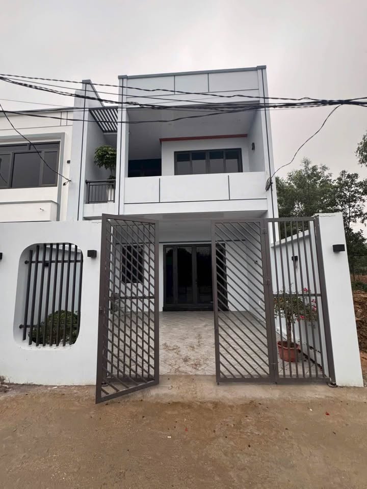 Nhà 2 Tầng Phường Hương Sơn, Thái Nguyên - 80m², Giá 2 Tỷ, Ô Tô Tránh Nhau