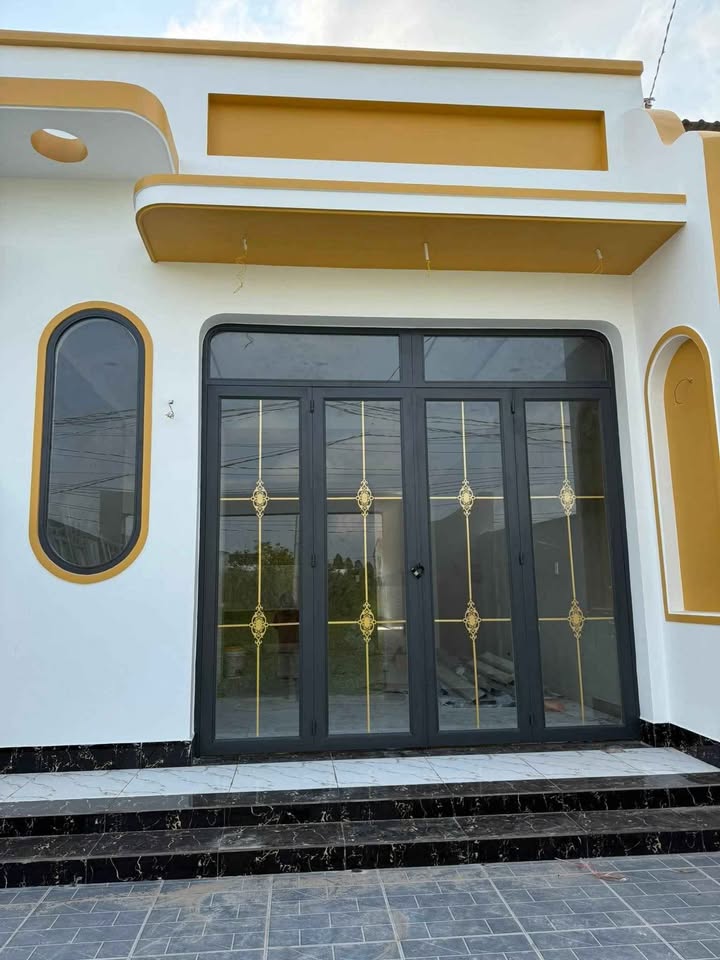 Nhà Cần Giuộc 113m² - Sổ Hồng Sẵn Sàng, Ngay Ngã Tư Gia Bảo