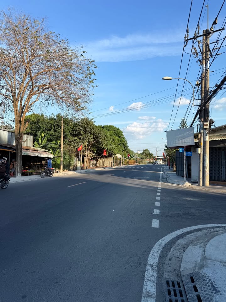 Đất Sổ Đỏ Phú Hòa Đông 241.5m² - Mặt Tiền Tỉnh Lộ 15, Giá 2.3 Tỷ Chính Chủ