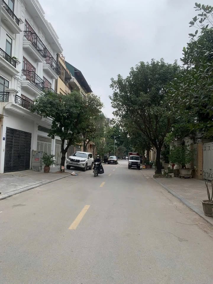 Bán nhà Văn Phú Hà Đông 90m² 4 tầng - Giá tốt hiếm có sở hữu ngay